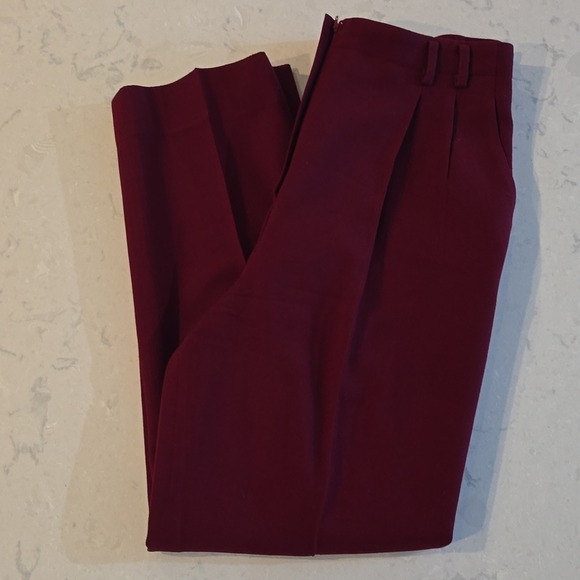 Kasper & Co. Pants - Kasper & Company ASL 100% Wool Pleated Pants – Women's Size 12